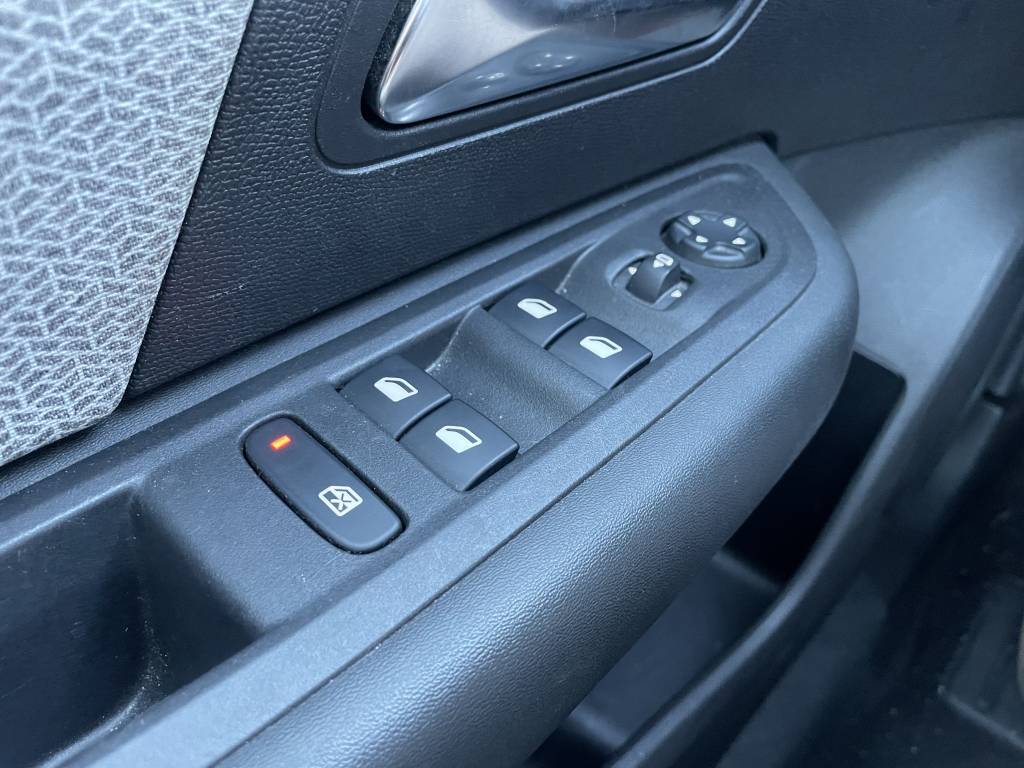 Citroën C4 - III BlueHDi 110 S&amp;S BVM6 Shine