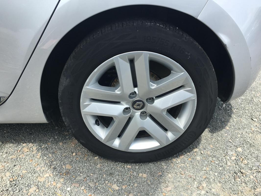 Renault Clio - V TCE 100 BUSINESS