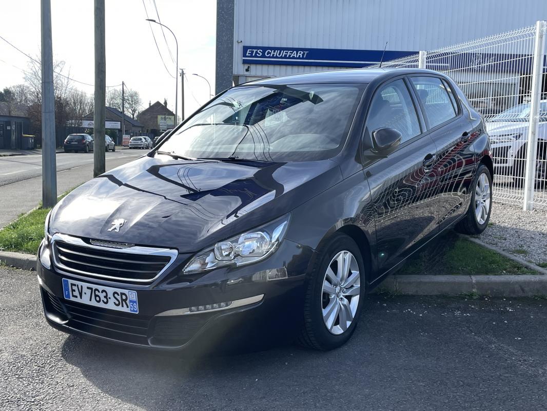 Peugeot 308 ACTIVE 1.2 ESSENCE 110CV BVM5 GPS + ATTELAGE